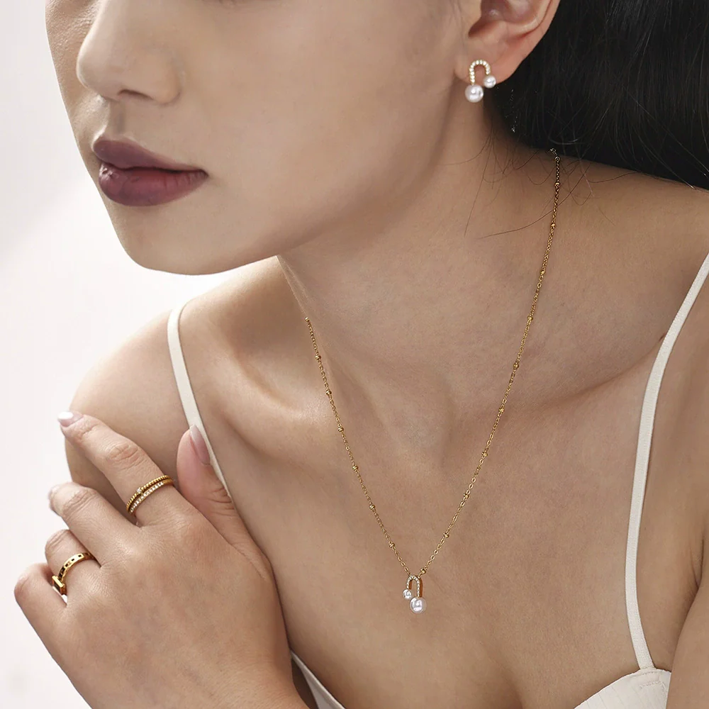 Wholesale Stainless Steel Electroplated Ferris Wheel Ushaped Bead Zircon Women's Necklace And Earrings Set - Image 3