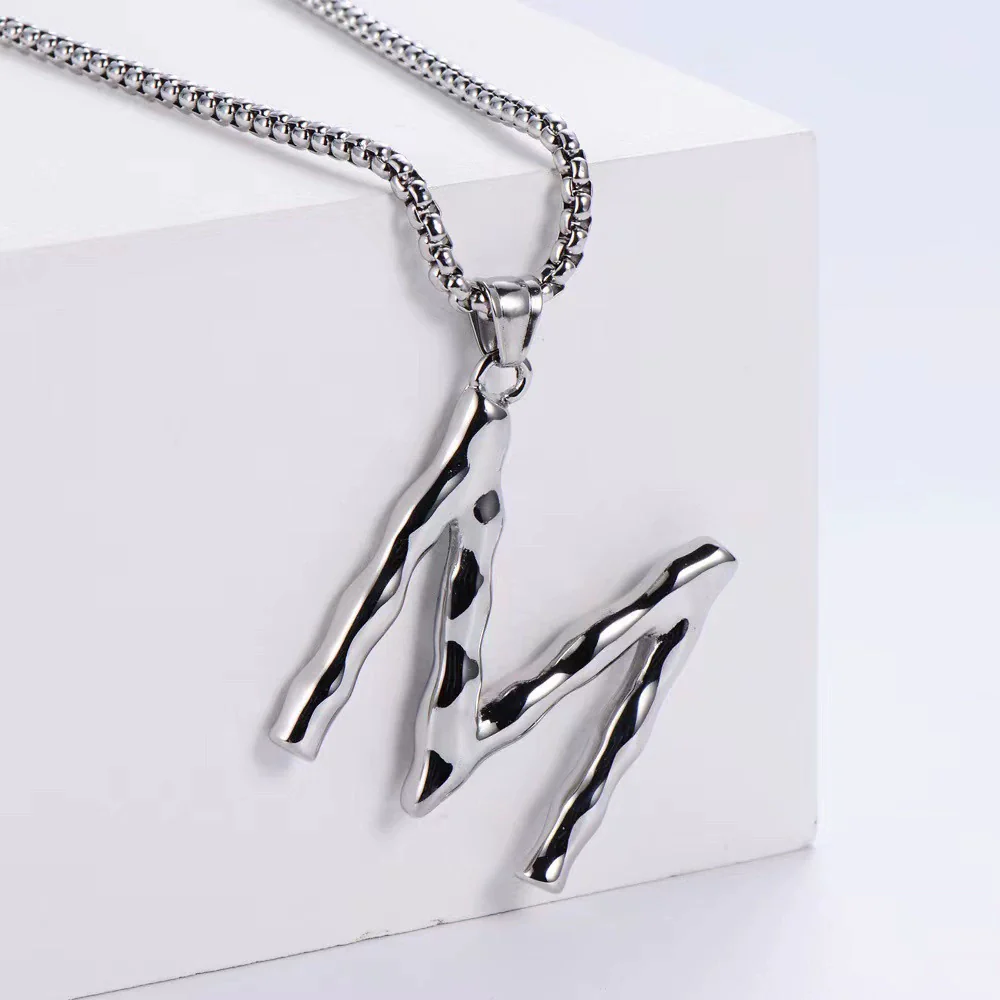 Wholesale Stainless Steel Electroplated Geometric Light Luxury Crown And English Letters Clavicle Necklace - Image 15