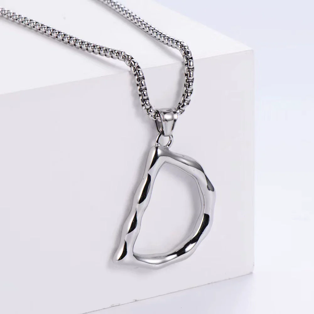 Wholesale Stainless Steel Electroplated Geometric Light Luxury Crown And English Letters Clavicle Necklace - Image 5