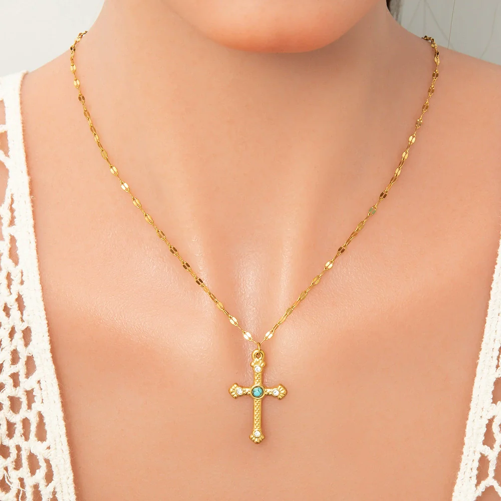 Wholesale Stainless Steel Geometric Cross Clavicle Chain Jewelry With 18K Gold Electroplating For Women - Image 3