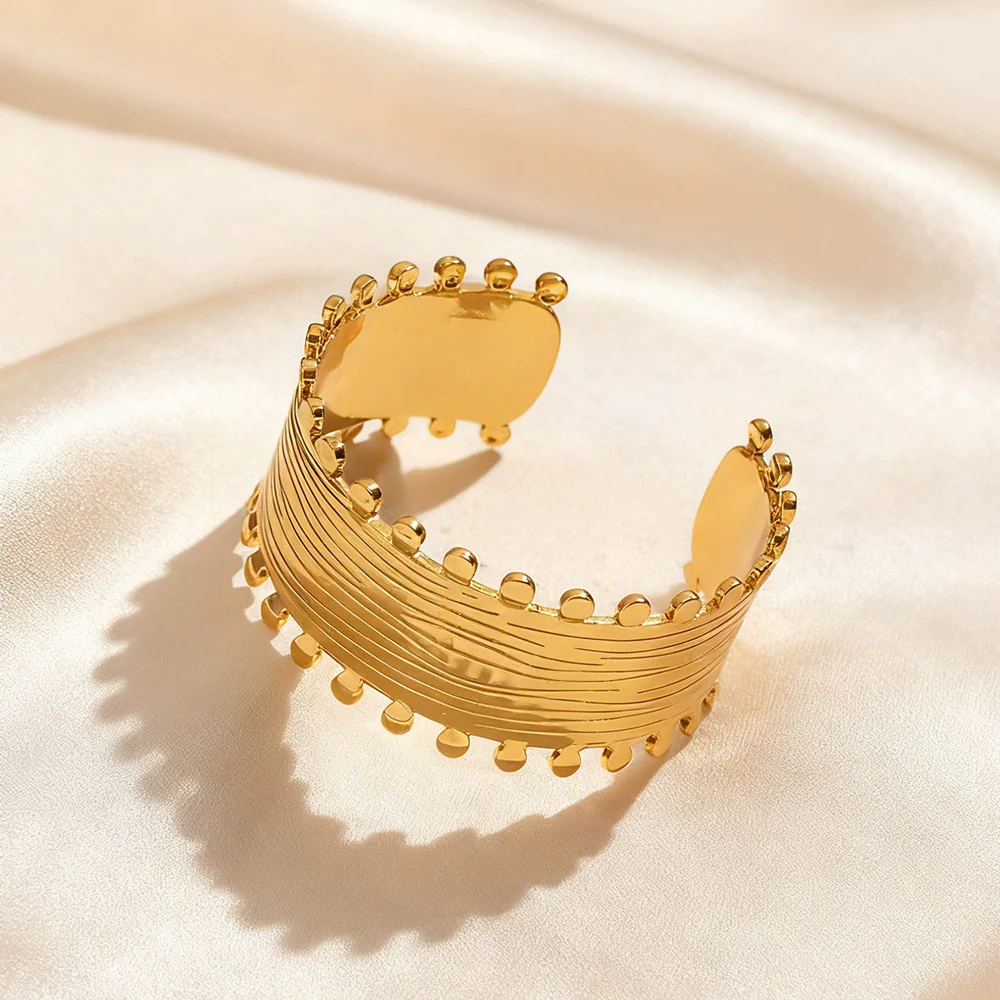 Wholesale Stainless Steel Geometric Open Bracelet With Hydraulic Pressure Design Retro Personality Light Luxury Jewelry - Image 3