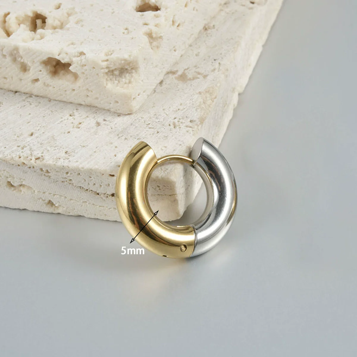 Wholesale Stainless Steel Geometric Style Electroplated Unisex Earrings - Image 8