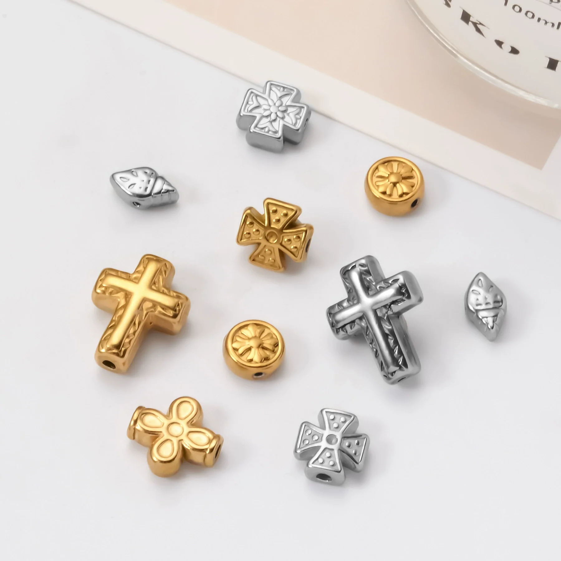 Wholesale Stainless Steel Jewelry Spacer Beads Accessories With Retro Cross Round Flower Conch Pattern And Colorpreserving Casting Electroplating Process - Image 3
