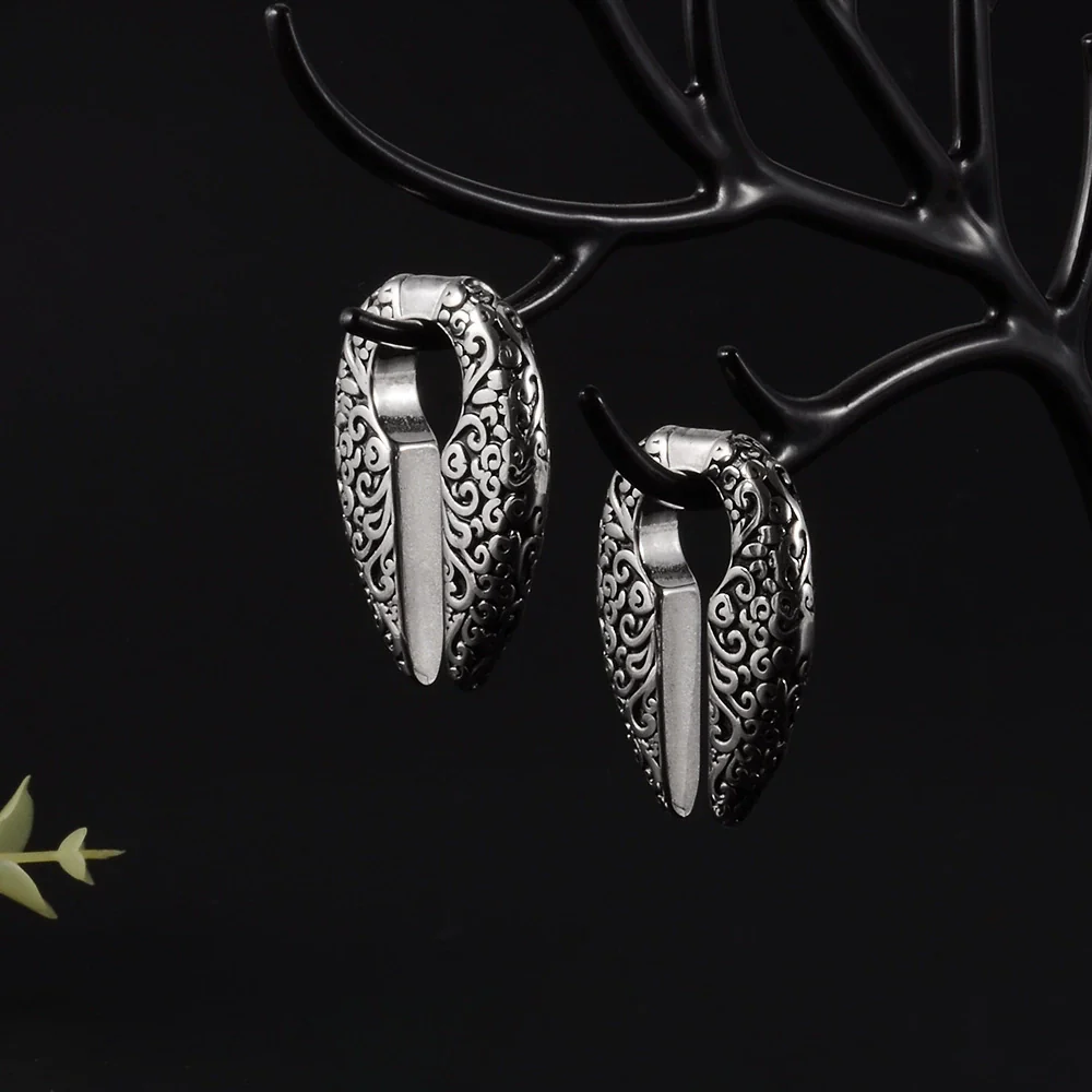 Wholesale Stainless Steel Minimalist Geometric Specialshaped Scorpion Snake Lock Cshaped Sun Moon Flower Ear Expansion Earrings With Polishing - Image 4