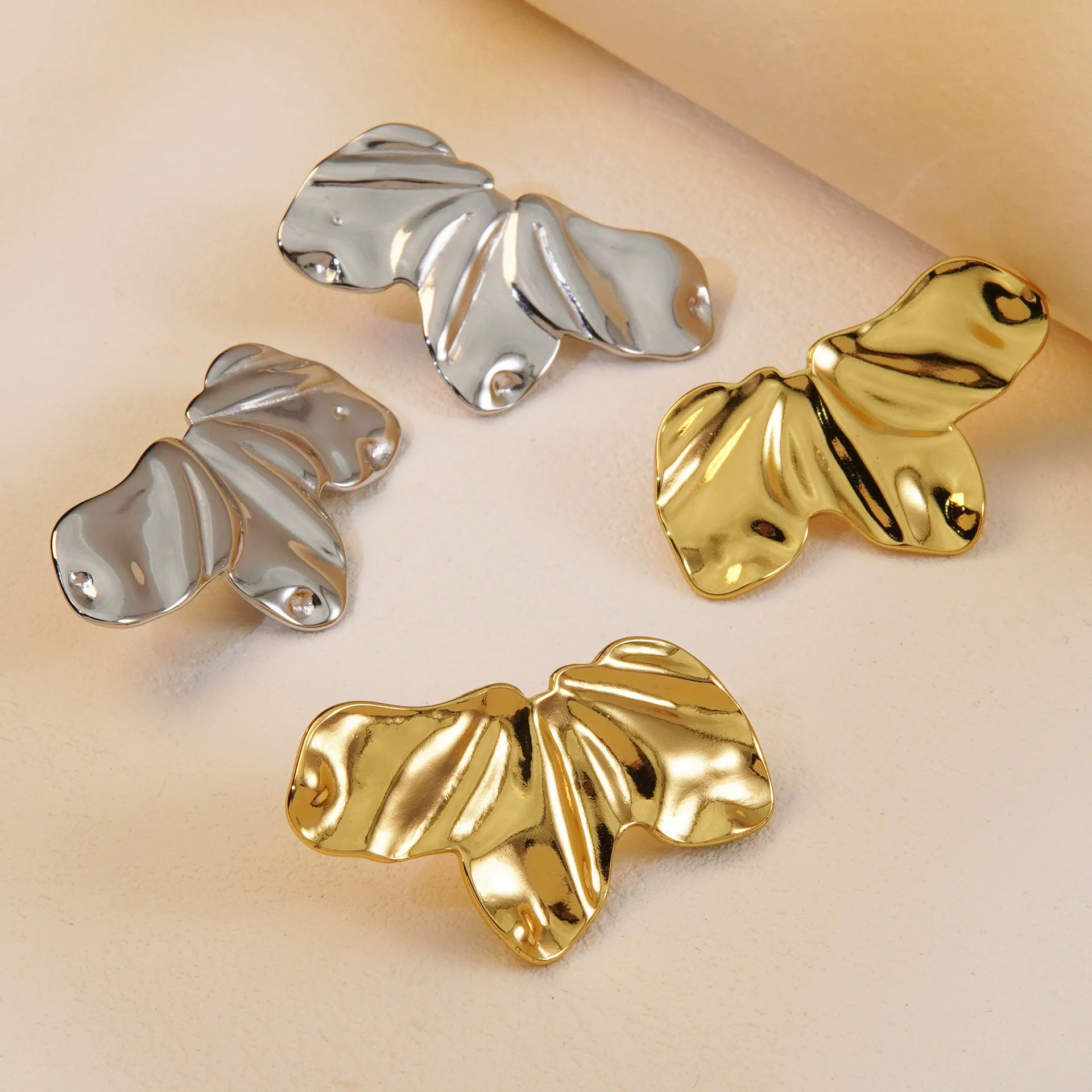 Wholesale Stainless Steel Stamped Flower Petal Earrings For Women Light Luxury Style - Image 2