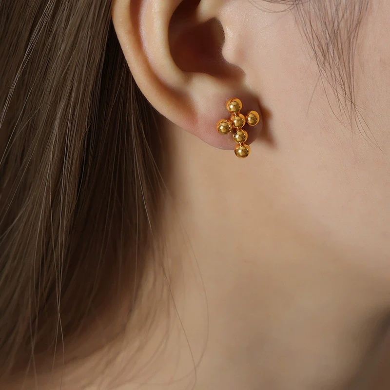 Wholesale Titanium Steel Geometric Ushaped Nonfading Earrings With Electroplating For Women - Image 9