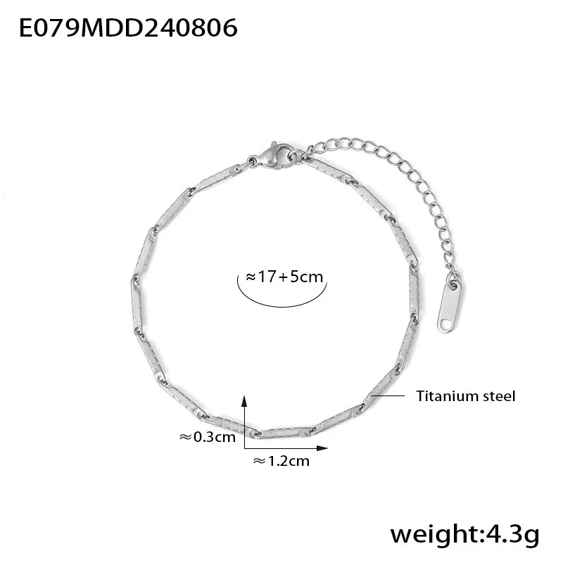Wholesale Titanium Steel Goldplated Fashion Necklace And Bracelet With Diamond Carved Pattern For Women - Image 15
