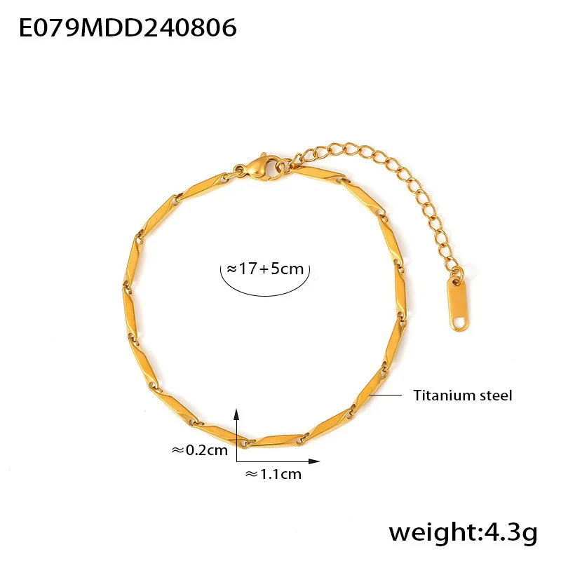 Wholesale Titanium Steel Goldplated Fashion Necklace And Bracelet With Diamond Carved Pattern For Women - Image 16
