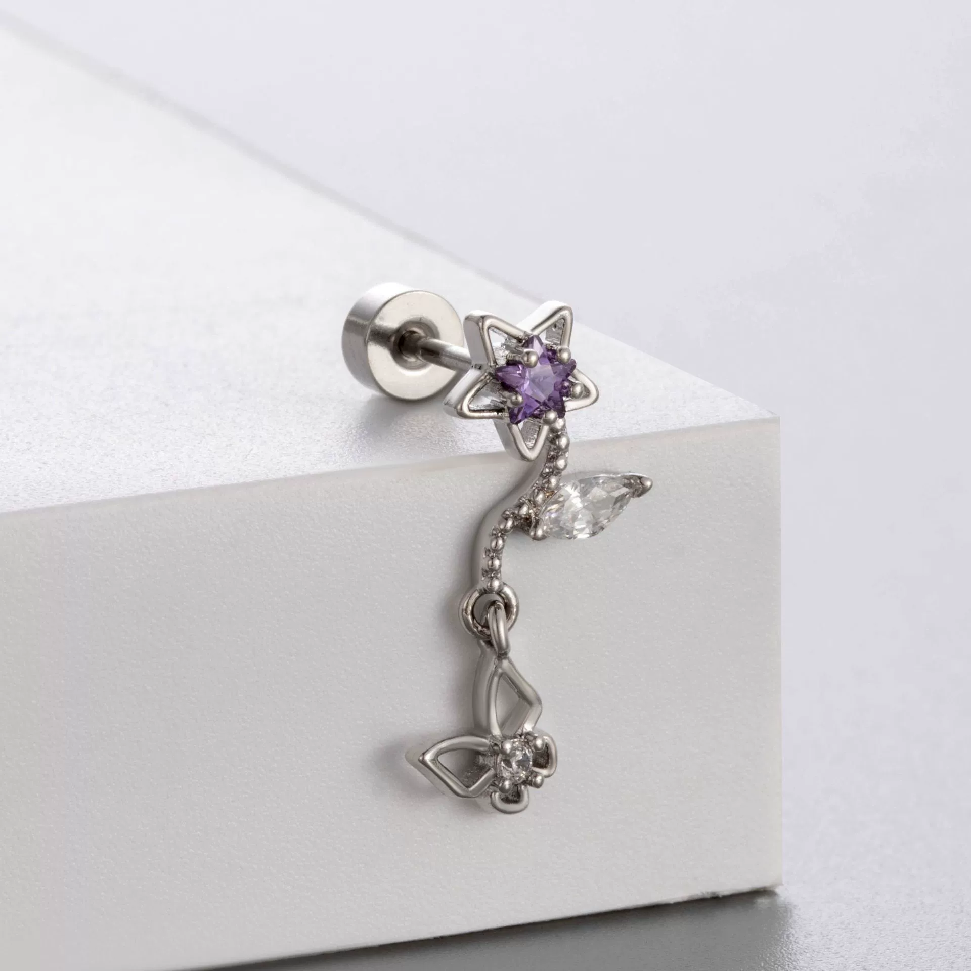 Wholesale Titanium Steel Lady's Ear Nail With Zircon Bow And Heart Shape - Image 3