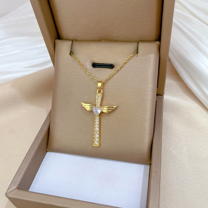 Wholesale Unisex Geometric Diamond Necklace With Titanium Steel And Copper Pendant - Image 3