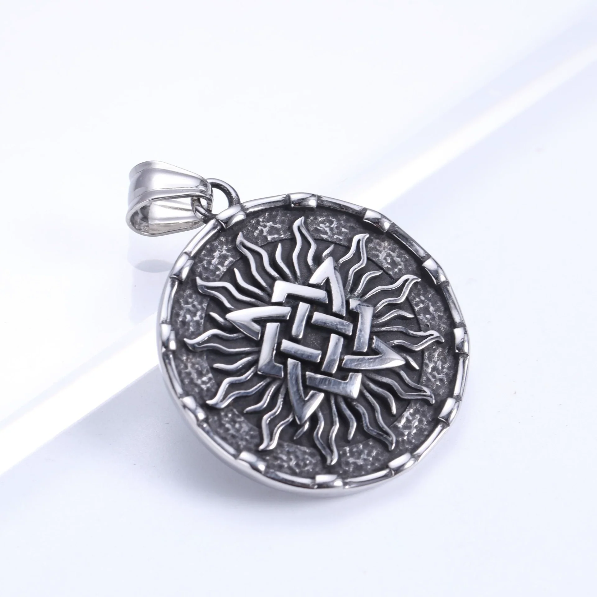 Wholesale Unisex Geometric Stainless Steel And Titanium Steel Polish Pendant Necklace - Image 6