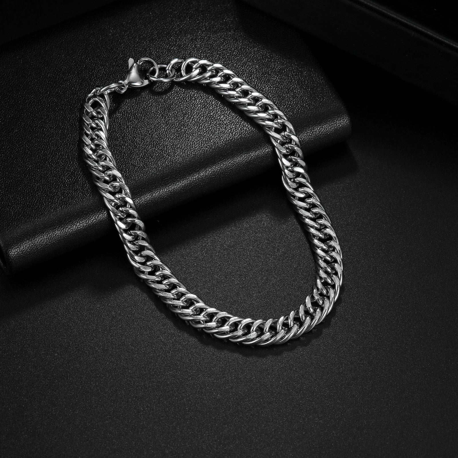 Wholesale Unisex Geometric Titanium Steel Polishing Hiphop Niche Design Bracelet Jewelry - Image 2