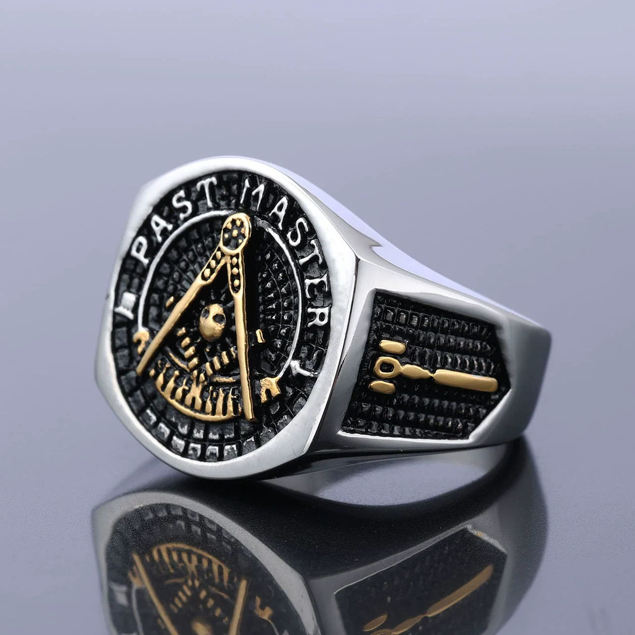 Wholesale Unisex Retro Personality Ring Titanium Steel Oil Treated - Image 3