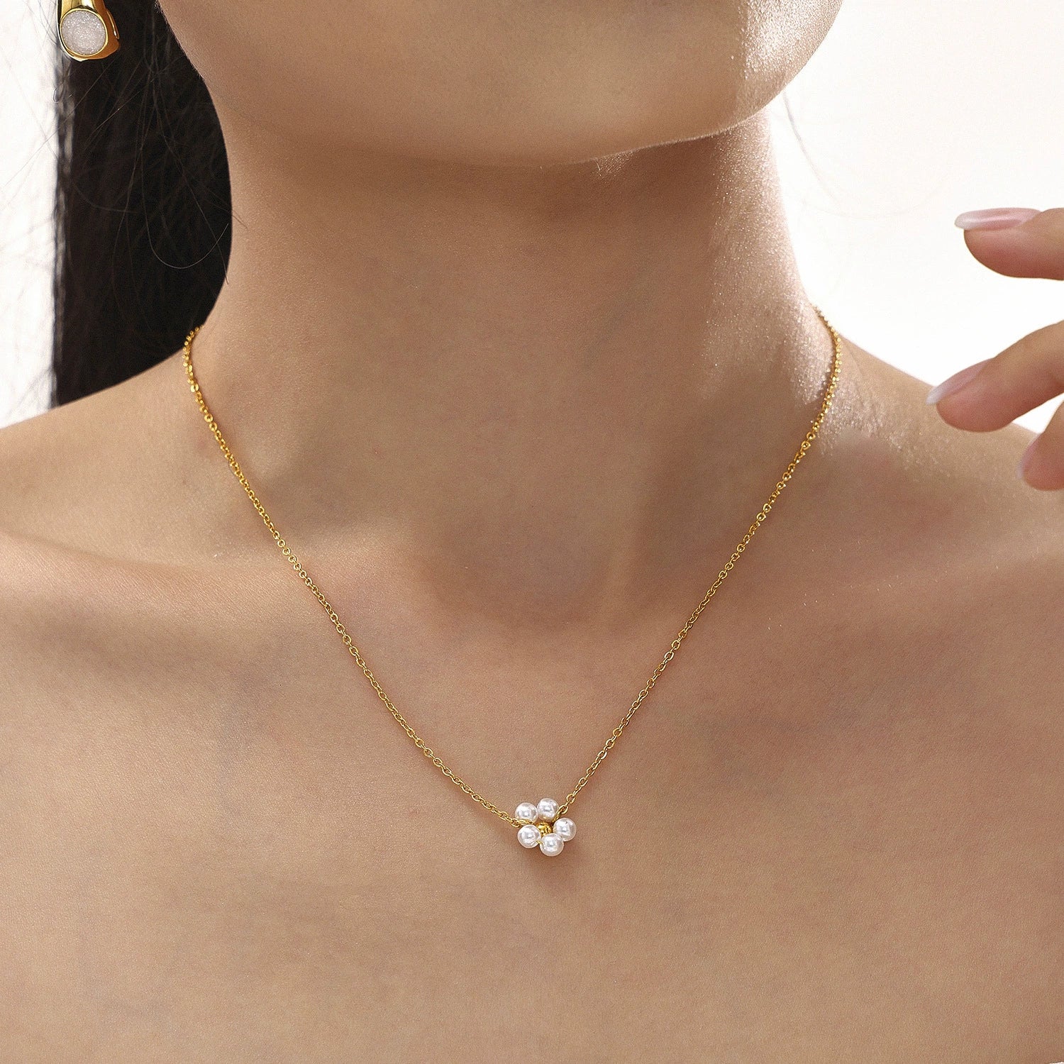 Wholesale Unisex Simple Minimalist Geometric Ferris Wheel Pendant Necklace With Pearl Tassel Double Layer Overlapping Stainless Steel Shell Beads Titanium Steel Electroplated - Image 4