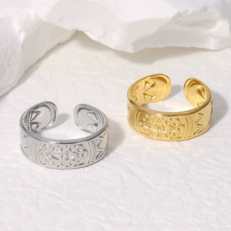 Wholesale Unisex Stainless Steel Electroplated Devil's Eye Open Ring Hand Jewelry