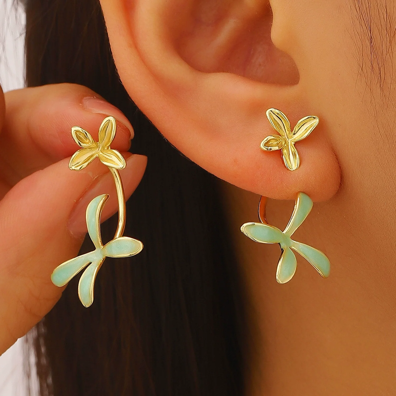 Wholesale Unisex Threedimensional Flower Enamel Colorblocking Earrings Made Of Environmentally Friendly Copper With 14K Gold Ear Needles And Electroplating Design - Image 7