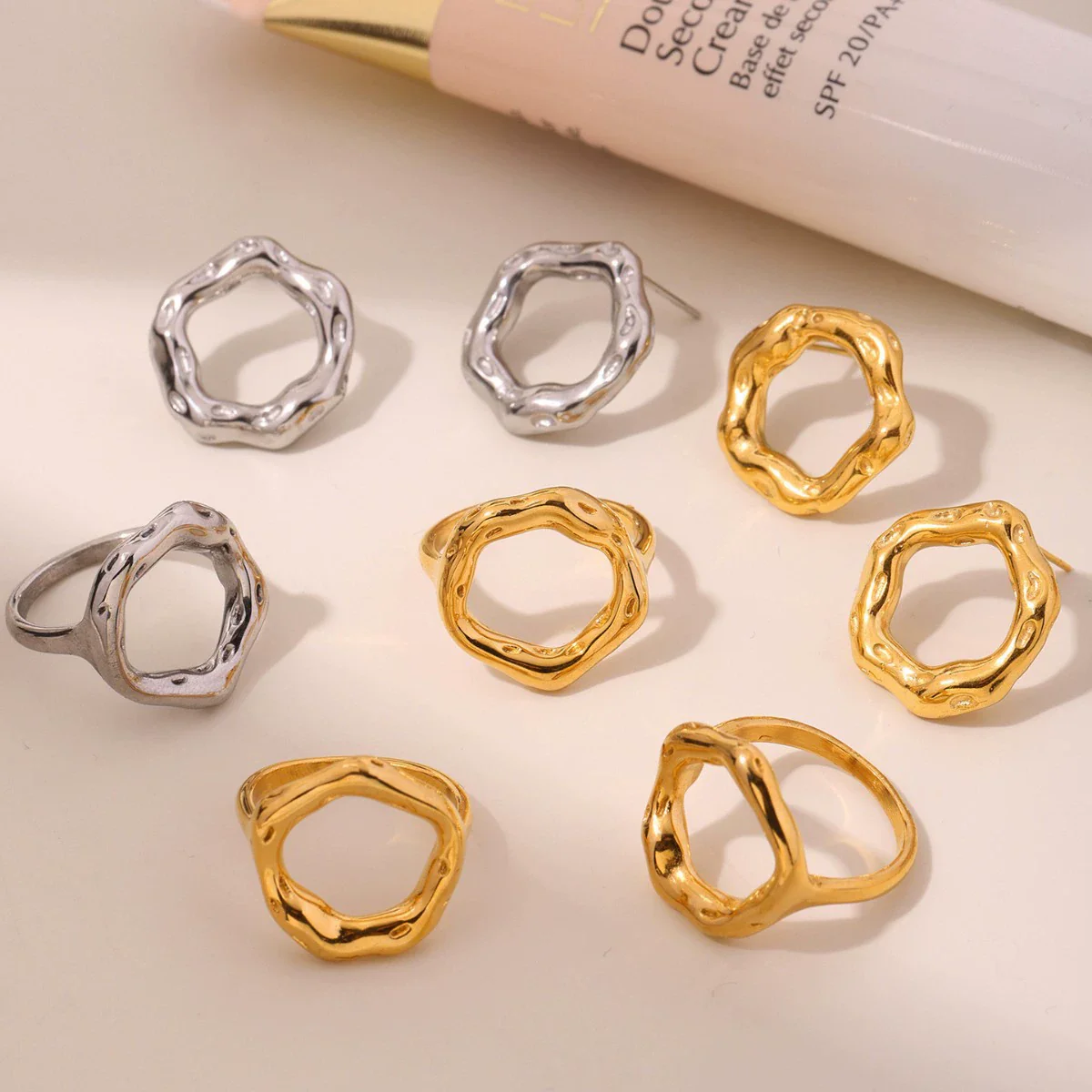 Wholesale Vintage Ferris Wheel Niche Ring And Earrings Set Stainless Steel 18K Gold Plated Women's Jewelry - Image 2