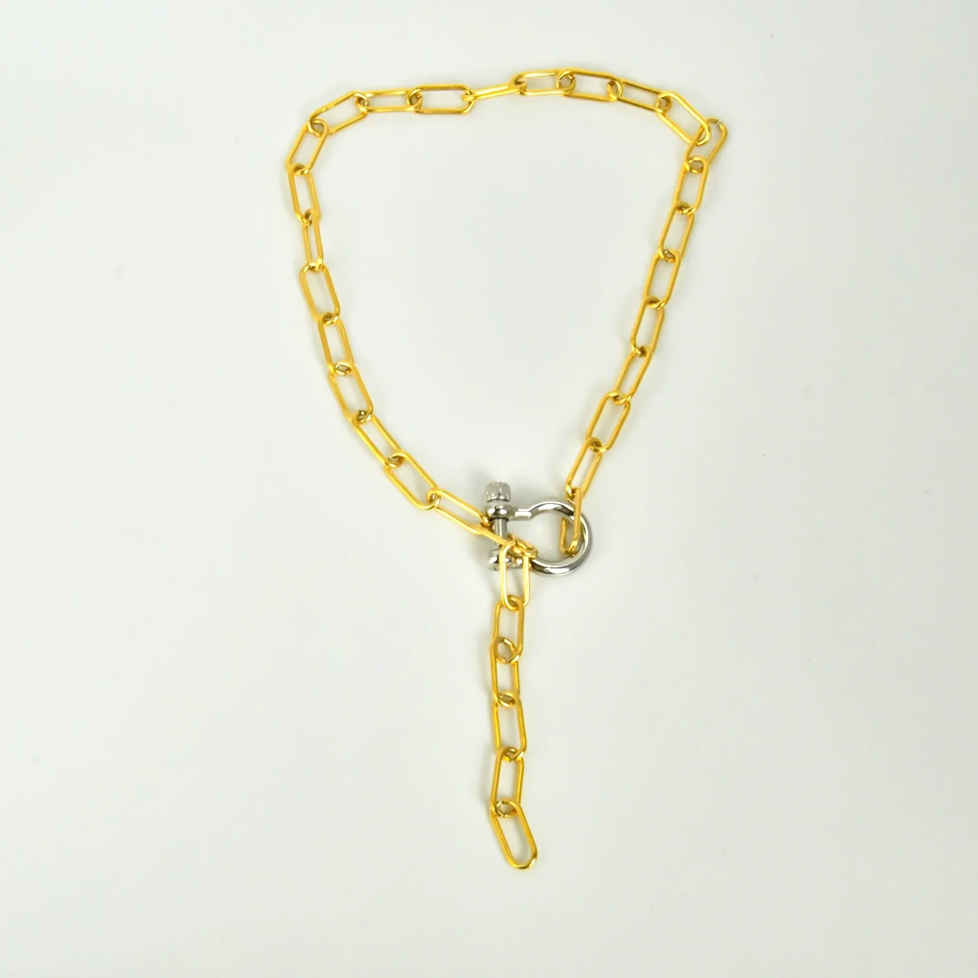 Wholesale Vintage Ins Style Ushaped Titanium Steel Electroplated Horseshoe Necklace For Women - Image 3