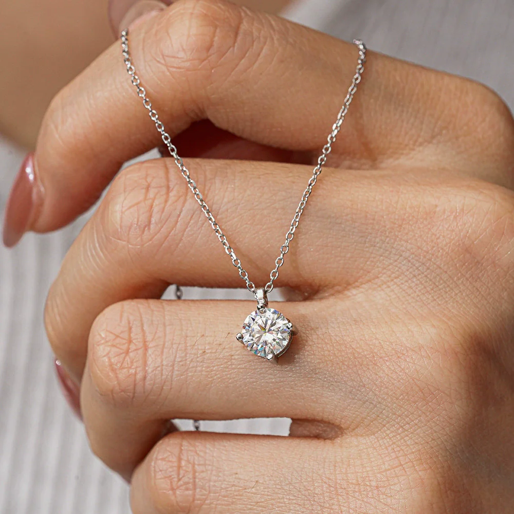 Wholesale Women Fashion Classic Silver 925 Sterling Silver Pendant With Moissanite And Geometric Design Jewelry - Image 4