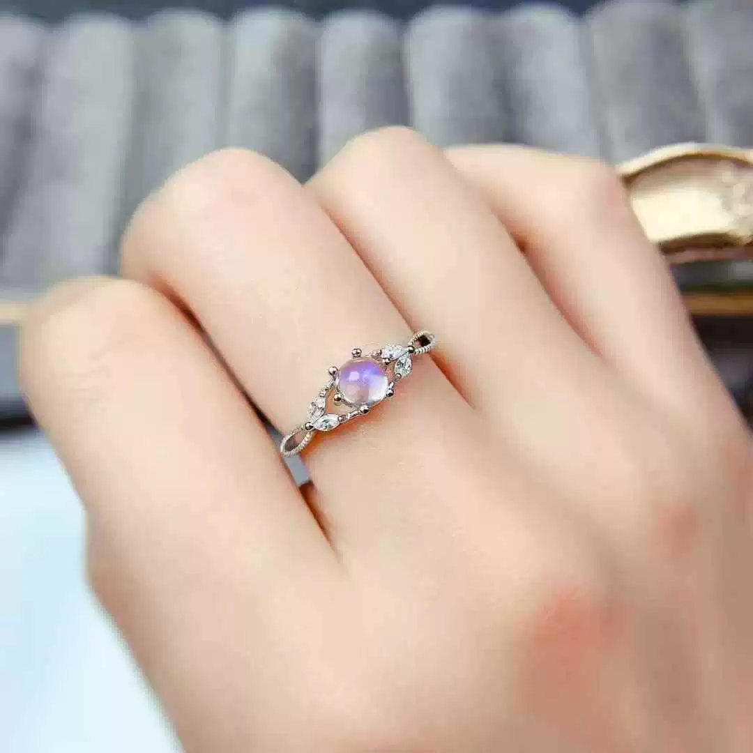 Wholesale Women's 925 Silver Electroplated Geometric Round Blue Moonstone Ring - Image 4
