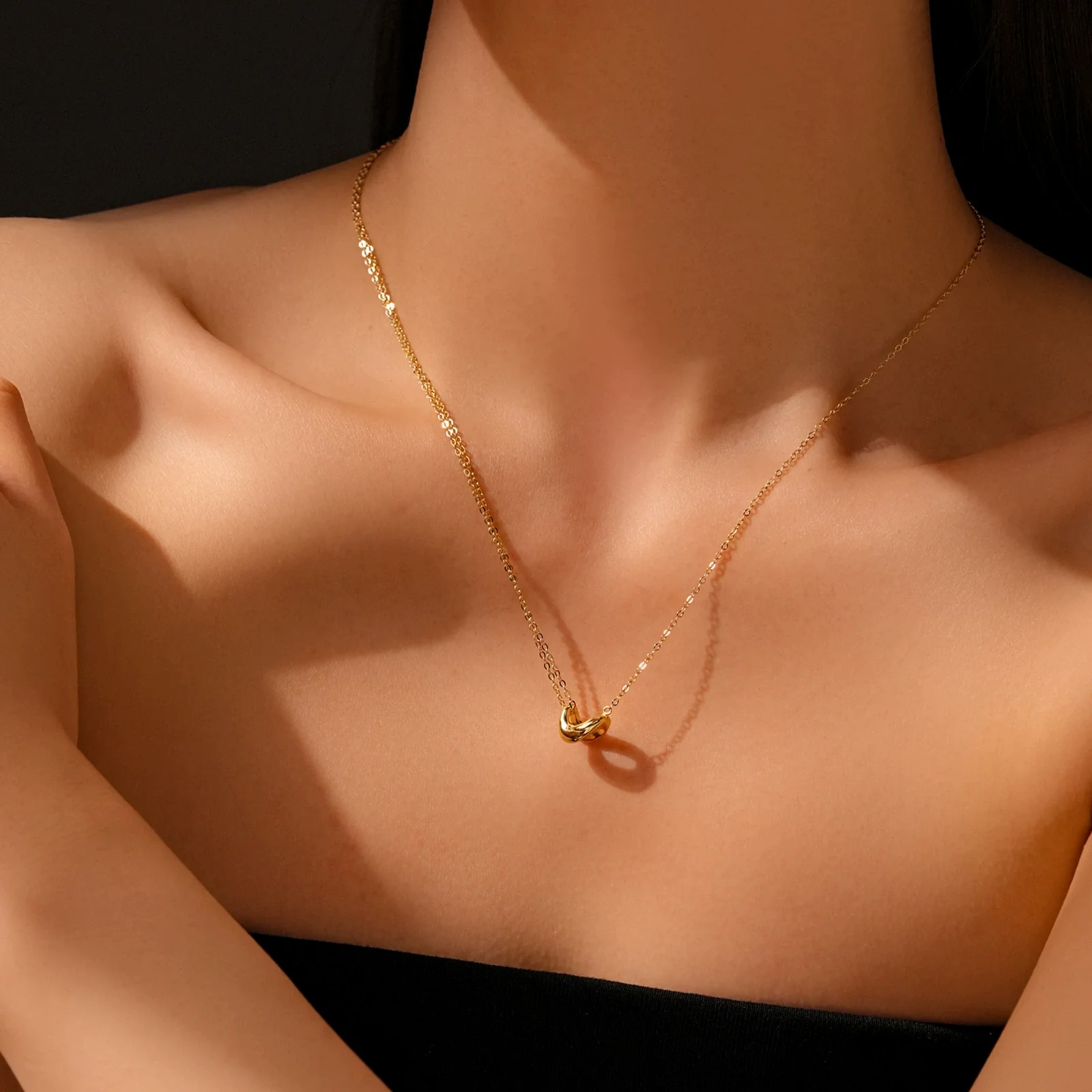 Wholesale Women's 925 Sterling Silver Acacia Bean Geometric Fashion Necklace With Electroplating - Image 2