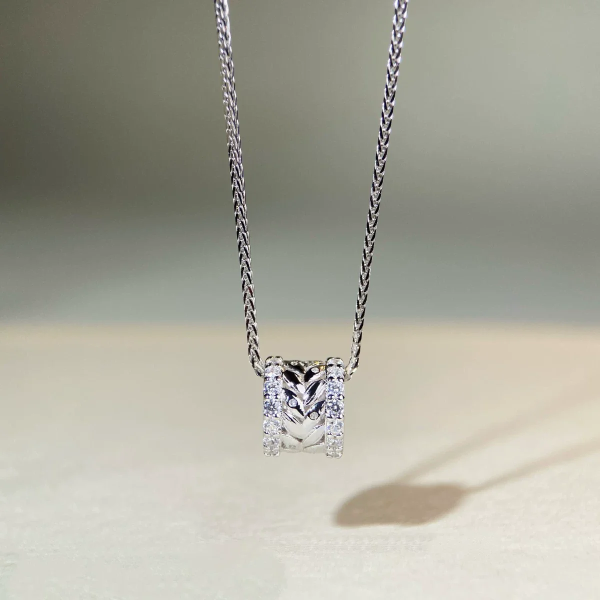 Wholesale Women's 925 Sterling Silver Wheat Ear Geometric Pendant Necklace With Electroplating And Ochain - Image 2