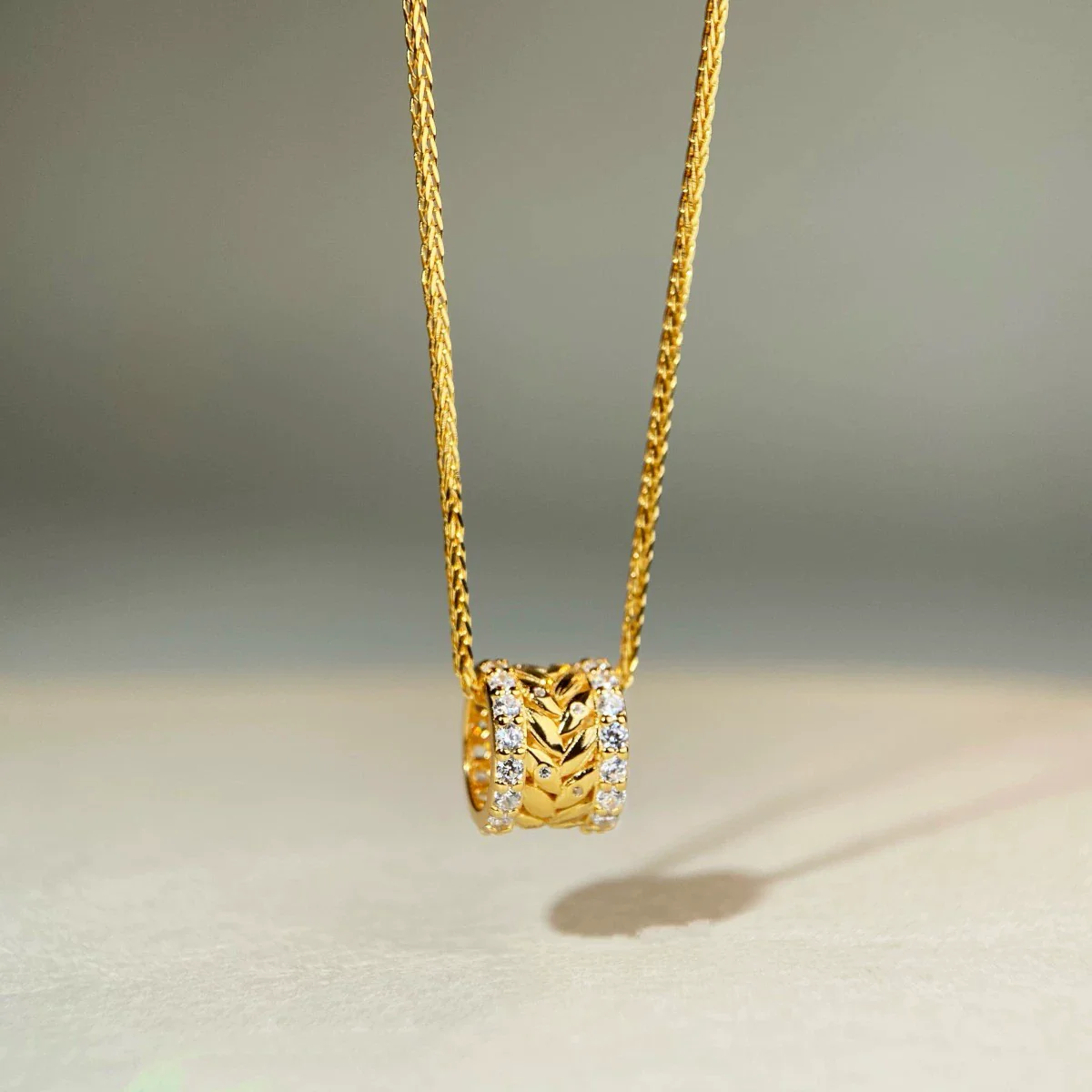 Wholesale Women's 925 Sterling Silver Wheat Ear Geometric Pendant Necklace With Electroplating And Ochain - Image 4