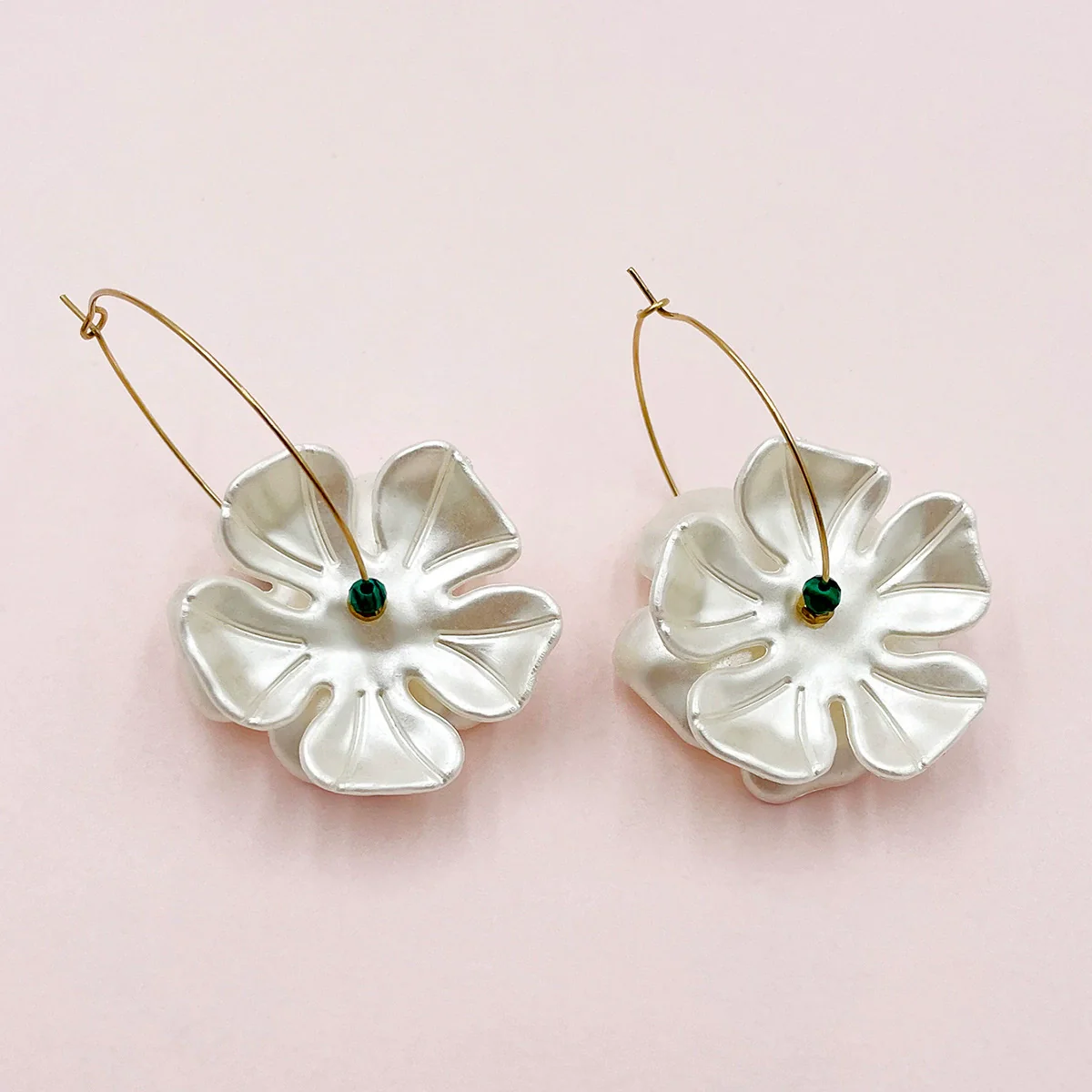 Wholesale Women's Acrylic Flower Stainless Steel Hoop Earrings With Four Leaf Clover And Five Petal Flower Design 18K Gold Plated - Image 6
