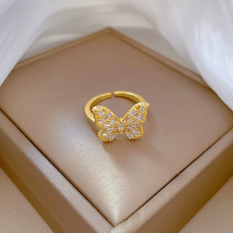Wholesale Women's Brass Electroplated Crown Pattern Open Adjustable Ring - Image 3