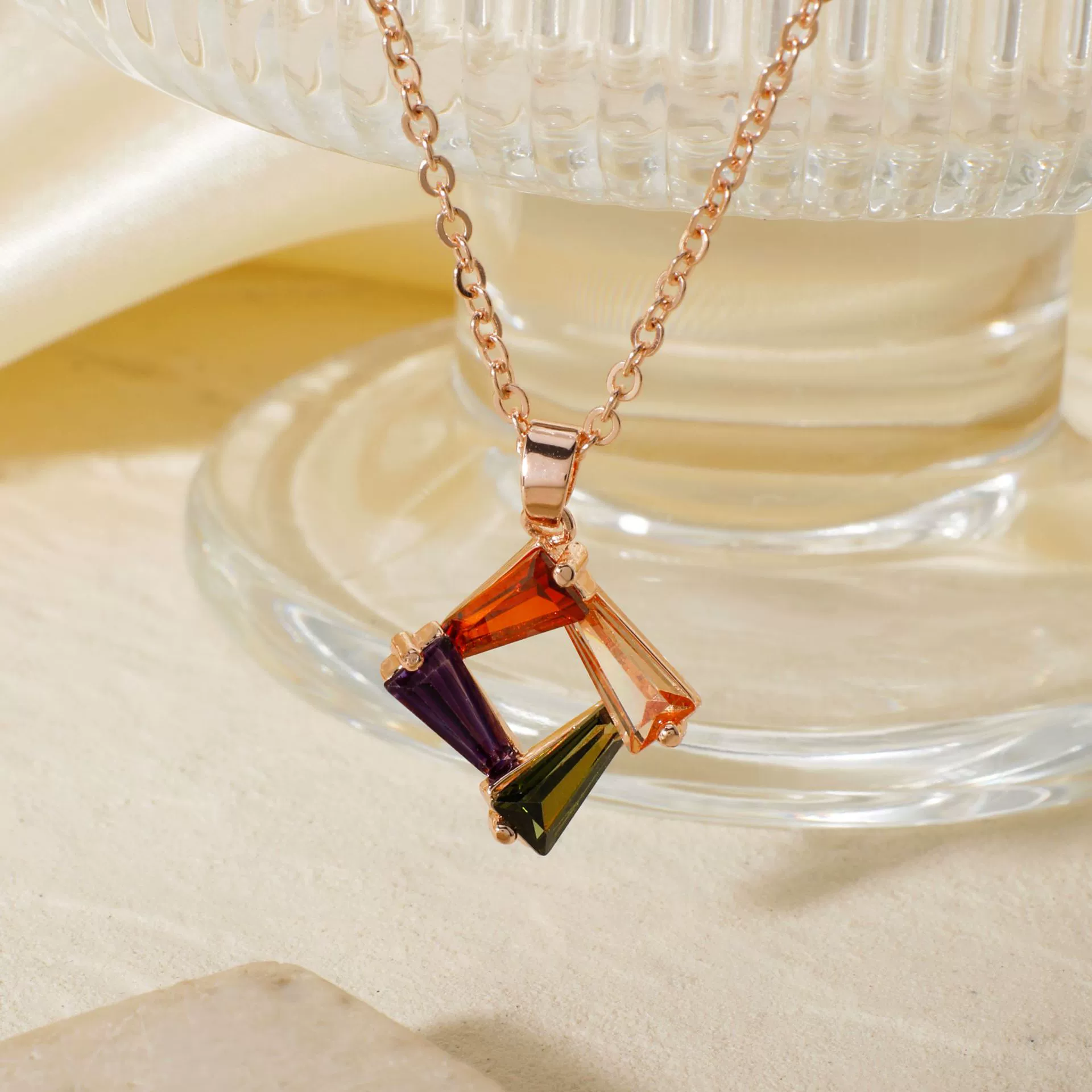 Wholesale Women's Bridal Jewelry Geometric Square Frame Zircon Necklace Copper Glass Stainless Steel O Chain Electroplating - Image 4