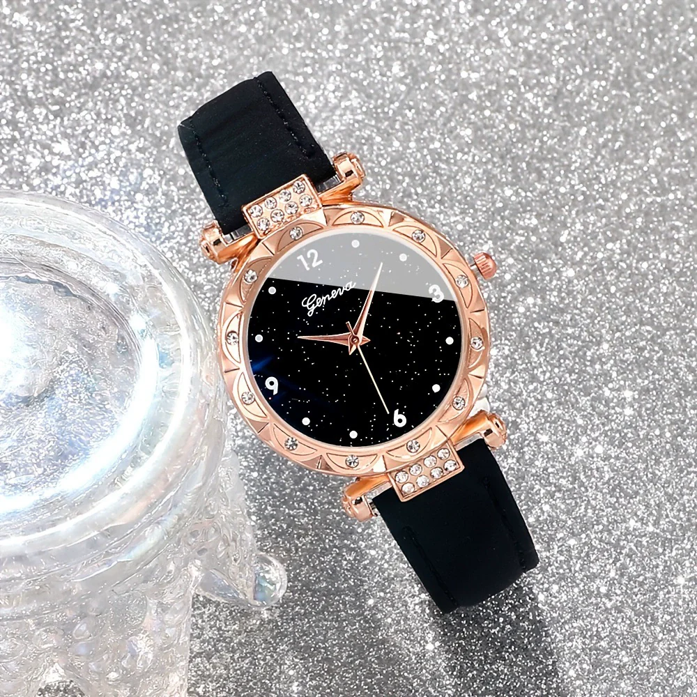 Wholesale Women's Casual Alloy Imitation Leather Belt Quartz Watch With Round Dial - Image 3