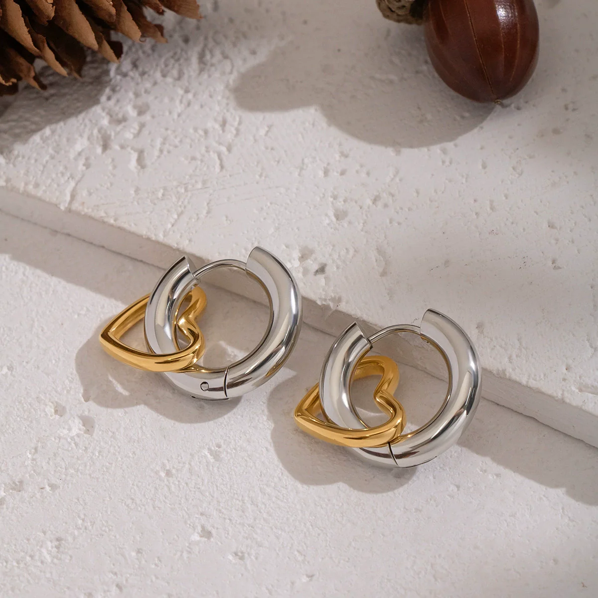 Wholesale Women's Casual Minimalist Heartshaped Stainless Steel Earrings With Pvd Furnace Vacuum Real Gold Plating - Image 4