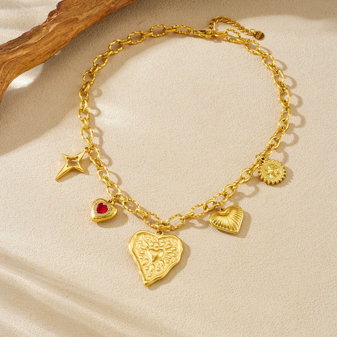 Wholesale Women's Chic Style Stainless Steel Heart Shape Electroplated Pendant Necklace With O Word Chain - Image 3