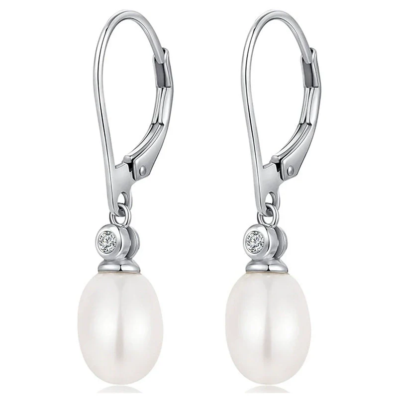 Wholesale Women's Classical Imitation Pearl Earrings Copper Oval Geometric Design