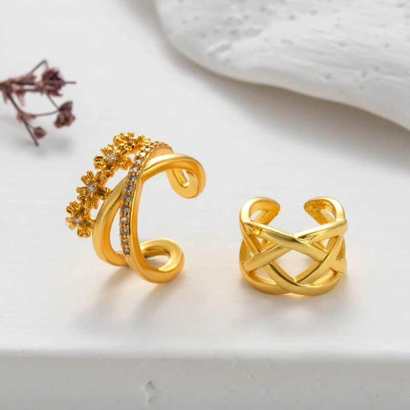 Wholesale Women's Copper Cartilage Ear Clip With Geometric Pattern And Electroplating Process - Image 3