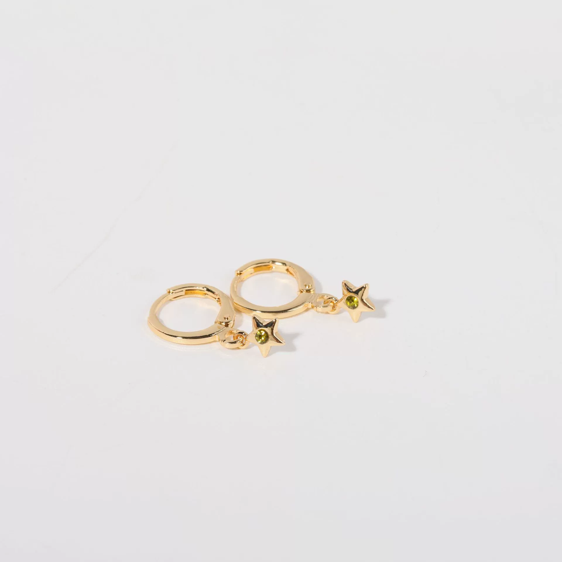 Wholesale Women's Copper Diamond Treatment Star Earrings With Five Pointed Star Design - Image 13