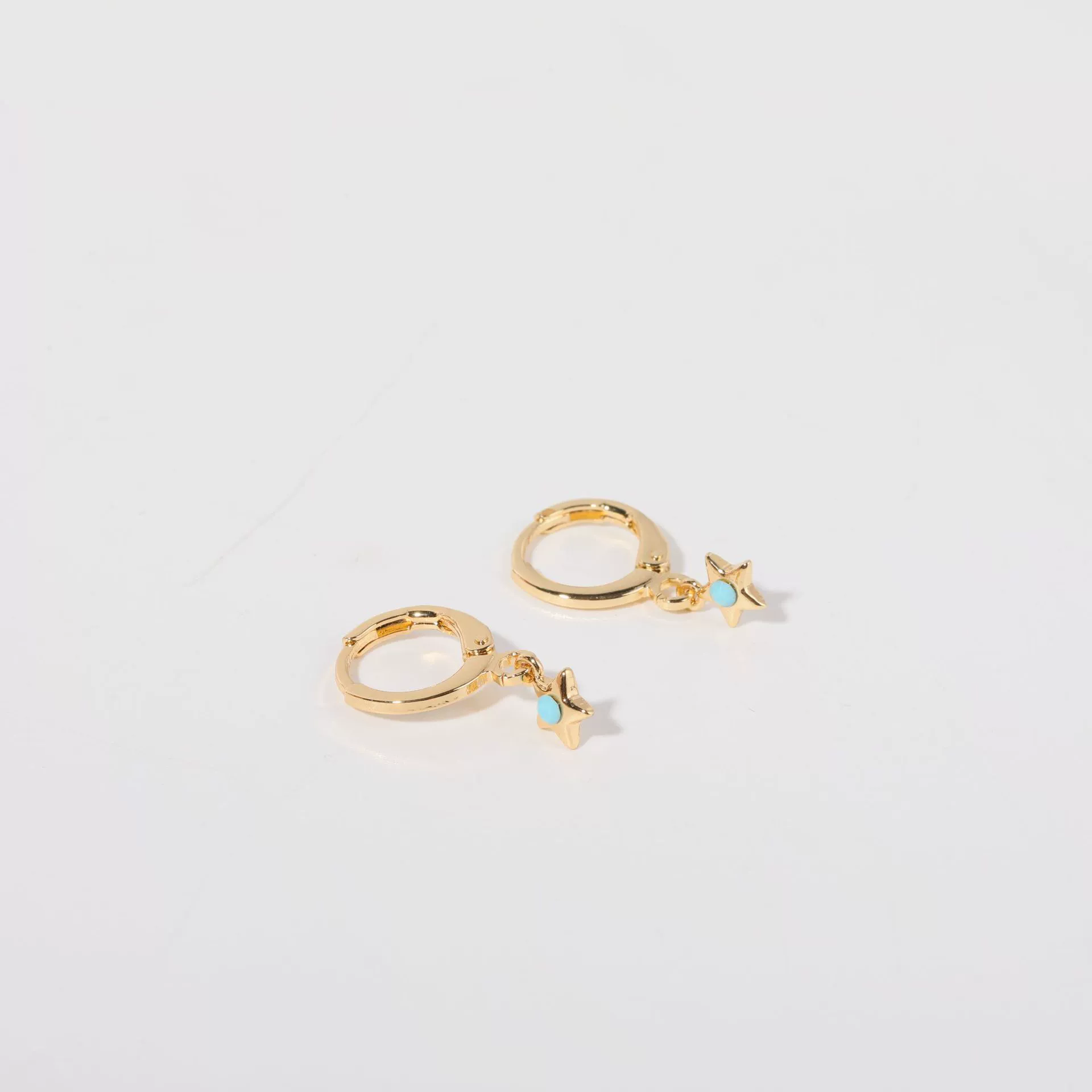 Wholesale Women's Copper Diamond Treatment Star Earrings With Five Pointed Star Design - Image 17