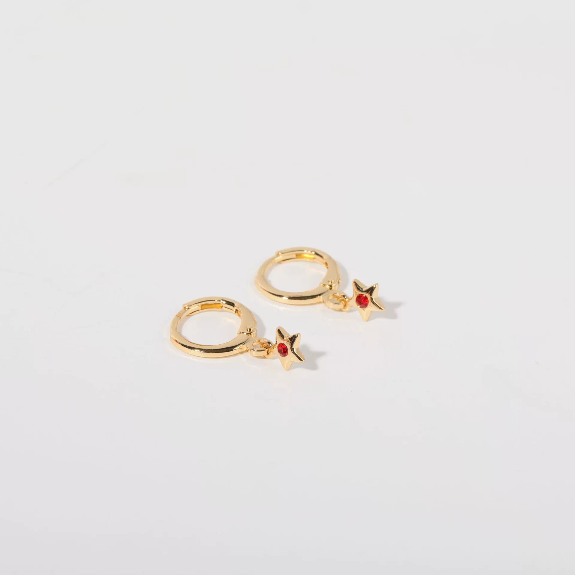 Wholesale Women's Copper Diamond Treatment Star Earrings With Five Pointed Star Design - Image 6