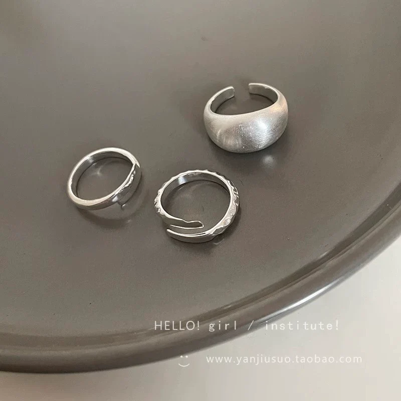 Wholesale Women's Copper Geometric Matte Silver Brushed Open Finger Ring With Electroplating - Image 4