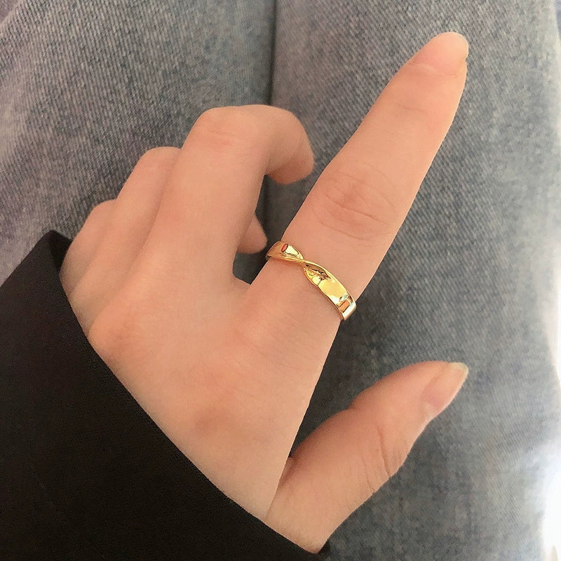 Wholesale Women's Copper Geometric Twisted Open Ring With Electroplating Design - Image 3