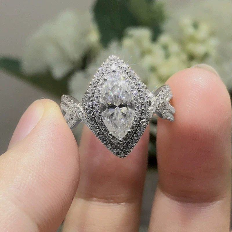 Wholesale Women's Copper Horse Eye Zircon Ring With Geometric Design