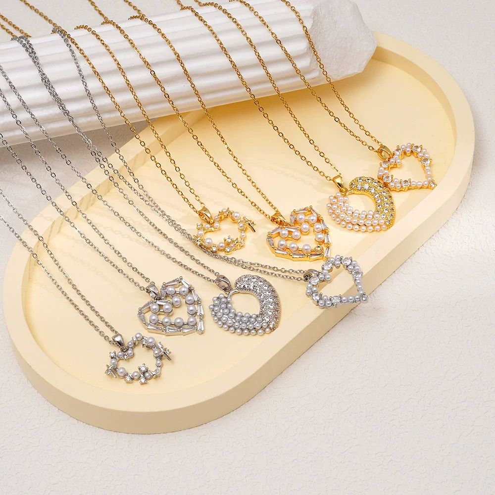 Wholesale Women's Copper Necklace With Heart Shape Pendant Inlaid With Mixed Gemstone And Zircon In Light Luxury Style And Electroplated - Image 3