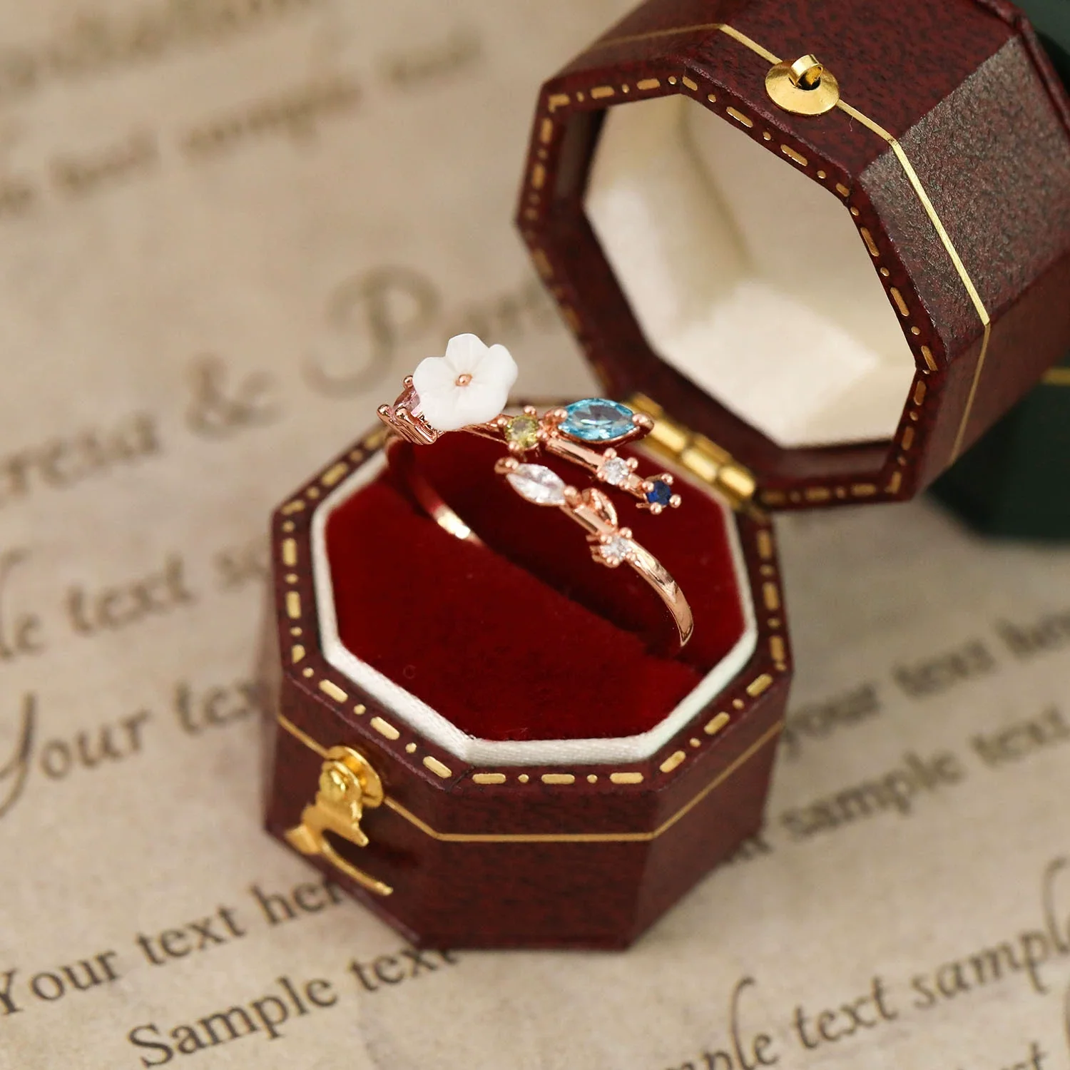 Wholesale Women's Copper Retro Geometric Flower Open Ring With Electroplating - Image 3