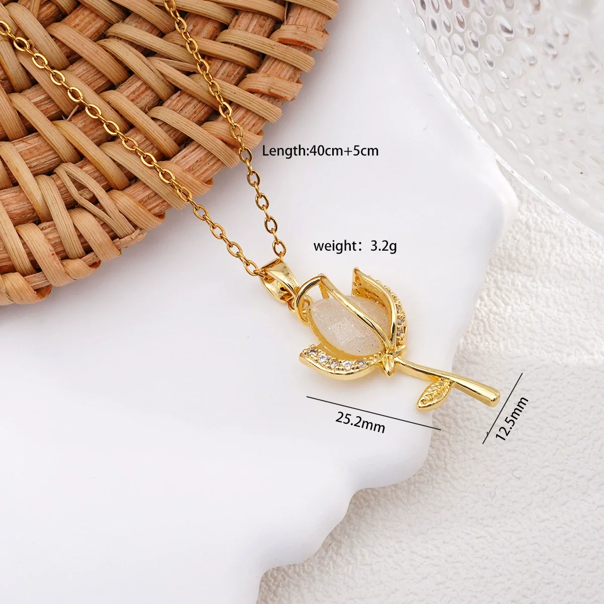 Wholesale Women's Copper Titanium Steel Necklace With Mixed Gemstone Inlay Tulip Pendant And Electroplating Treatment Light Luxury Style - Image 9