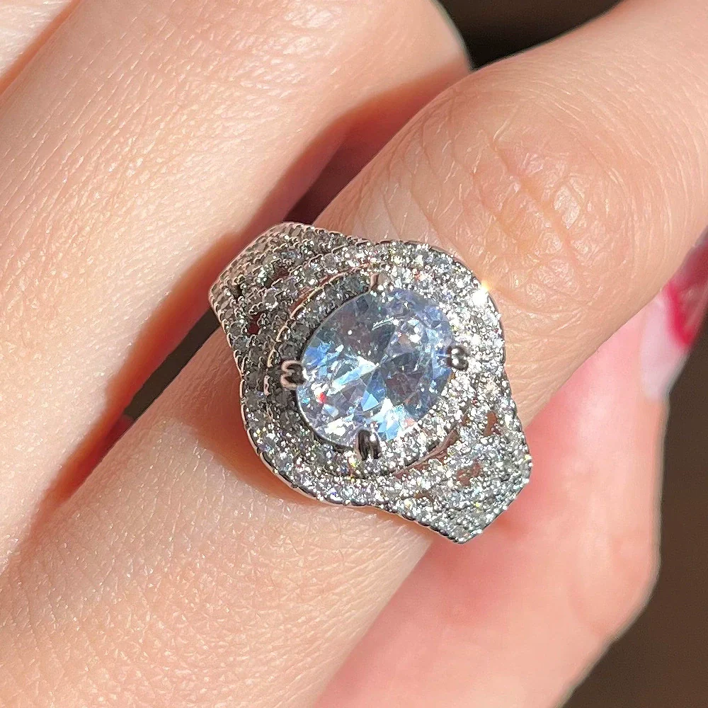 Wholesale Women's Copper Wedding Ring With Geometric Pattern Hand Inlaid Zircon And Platinum Plated - Image 3