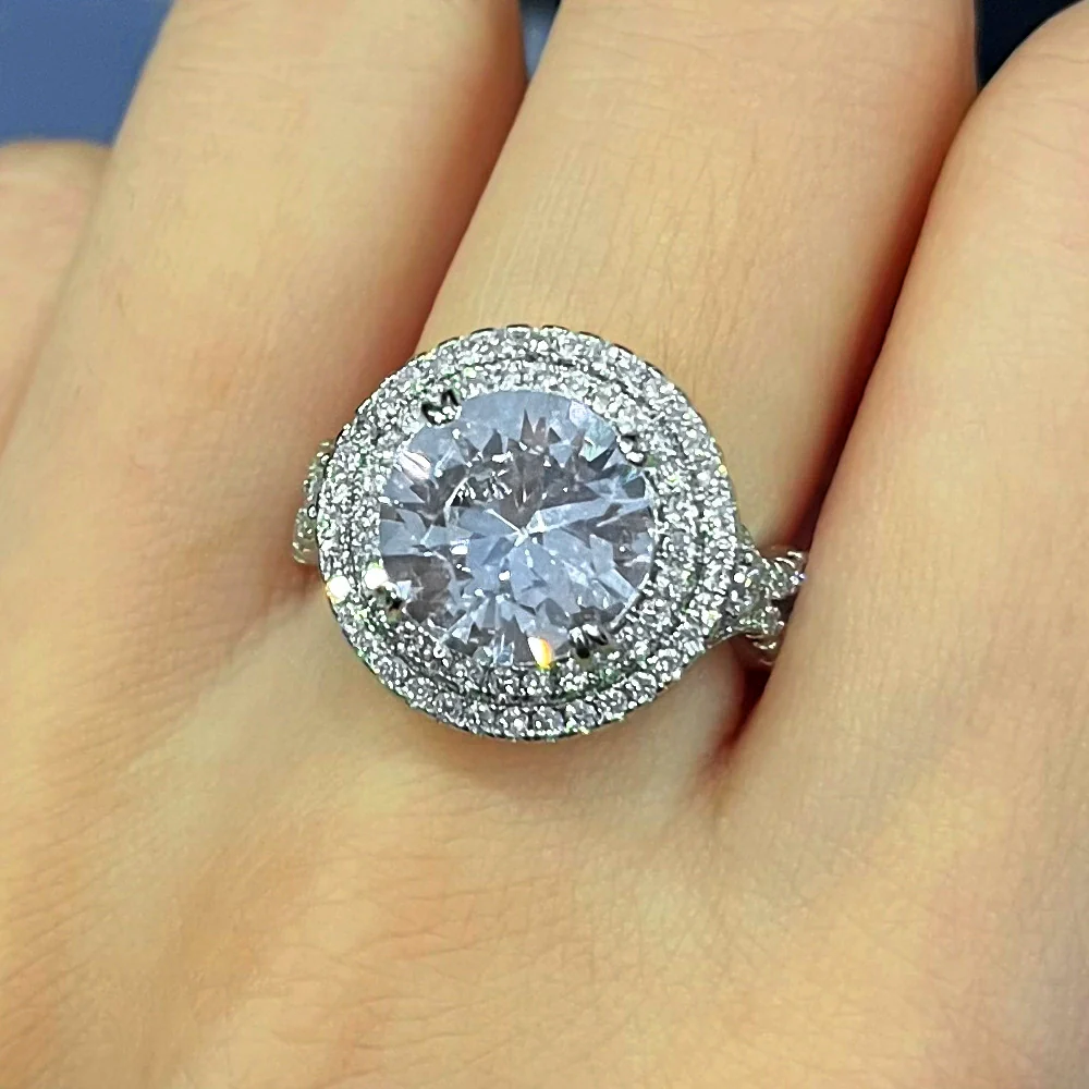 Wholesale Women's Copper Wedding Ring With Geometric Pattern Hand Inlaid Zircon And Platinum Plated - Image 7