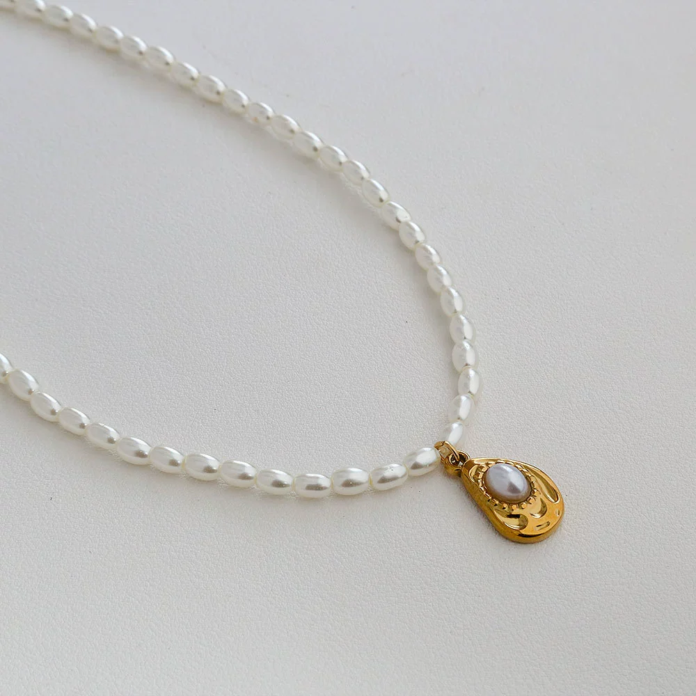 Wholesale Women's Fairy Style Titanium Steel Goldplated Pearl Casting Heart Pendant Necklace With String Of Pearls Chain - Image 11