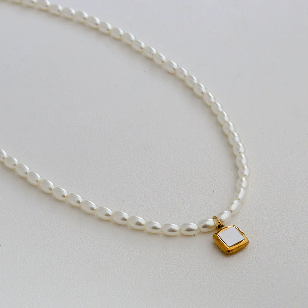 Wholesale Women's Fairy Style Titanium Steel Goldplated Pearl Casting Heart Pendant Necklace With String Of Pearls Chain - Image 6