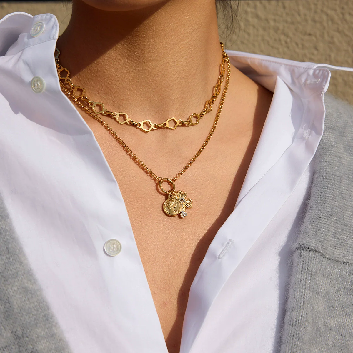 Wholesale Women's Fashion Accessories Stainless Steel Electroplated With Plants And Flowers Pattern Pearl Necklace Fourleaf Clover Earrings Colorblocking Ring - Image 4