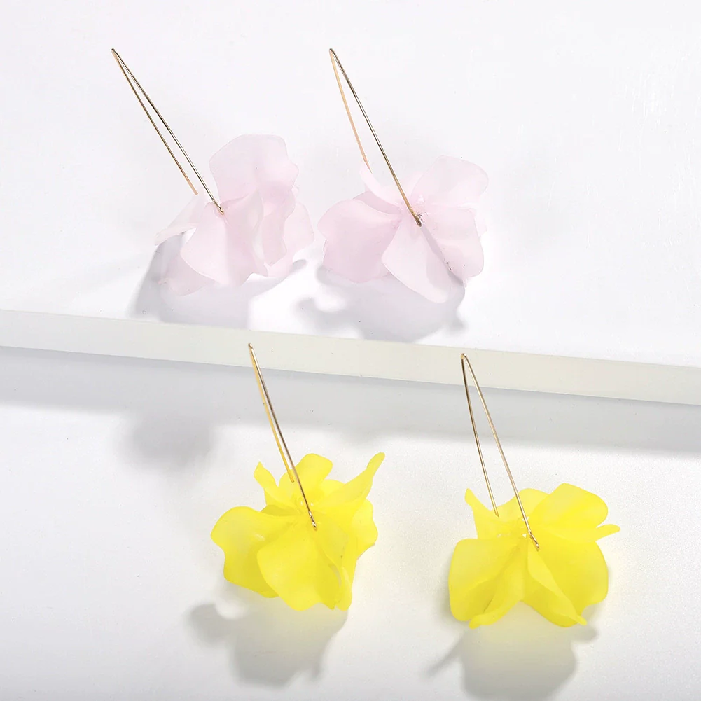 Wholesale Women's Fashion Creative Handmade Plastic And Resin Petal Heart Flower Earrings - Image 3
